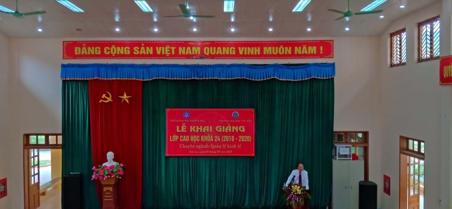 khai giang